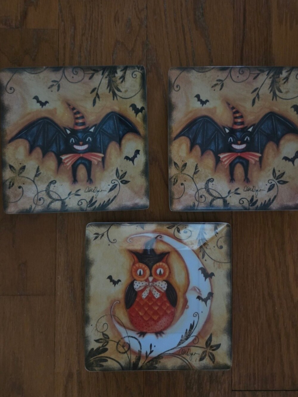 Vintage Halloween Plates Set. 1998 Cracker Barrel LoriLynn Simms
